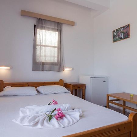 Minoa Sea Rooms Tsoutsouros  Bagian luar foto