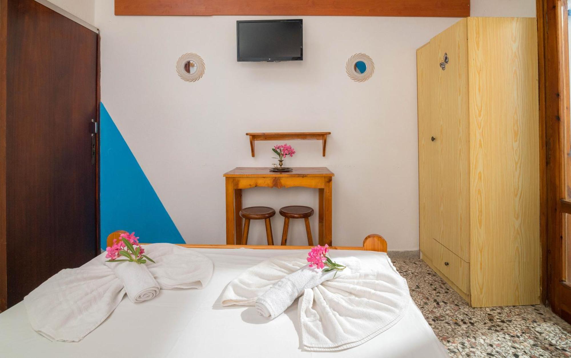 Minoa Sea Rooms Tsoutsouros  Bagian luar foto