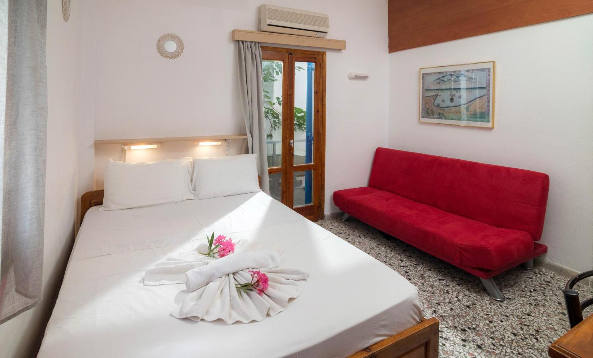Minoa Sea Rooms Tsoutsouros  Bagian luar foto