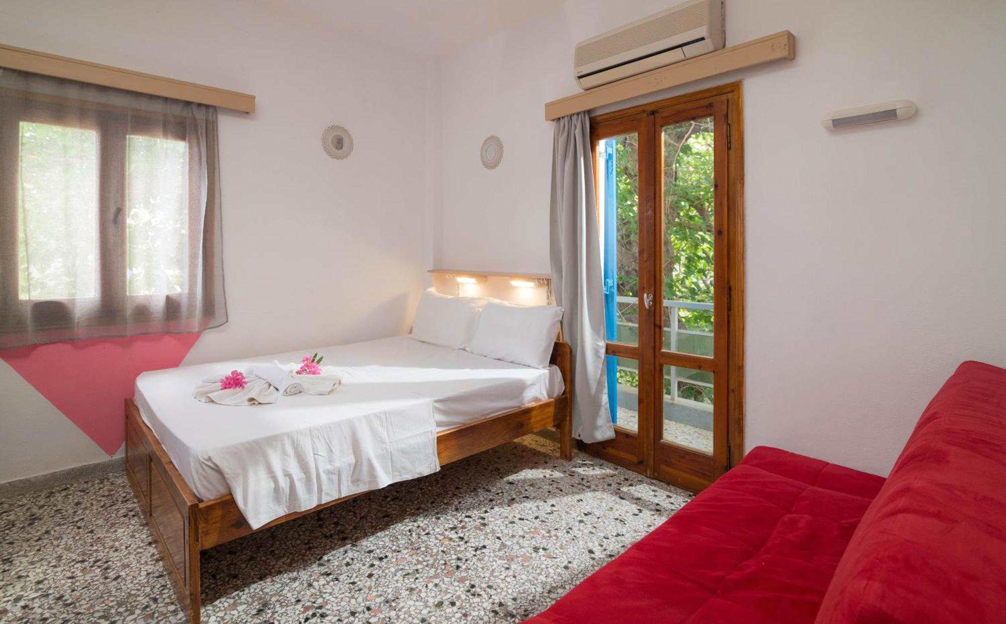 Minoa Sea Rooms Tsoutsouros  Bagian luar foto
