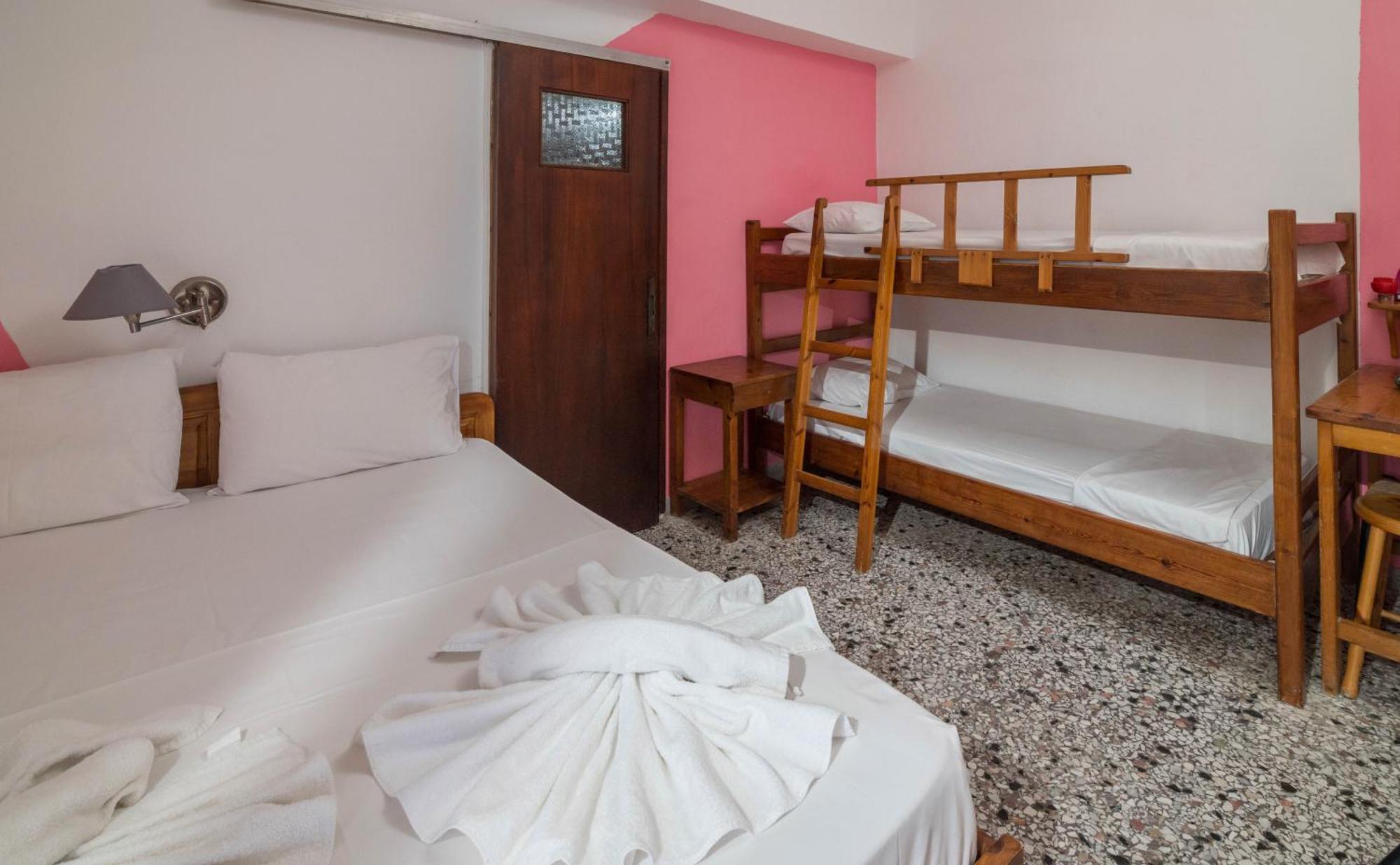 Minoa Sea Rooms Tsoutsouros  Bagian luar foto