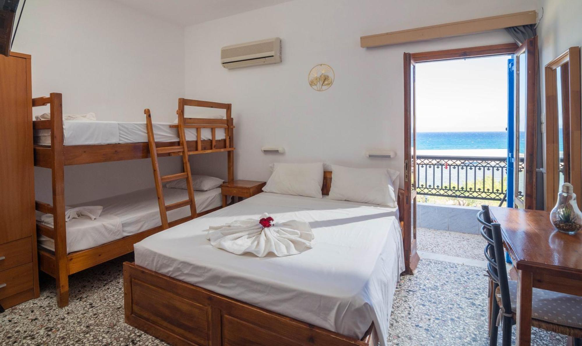 Minoa Sea Rooms Tsoutsouros  Bagian luar foto