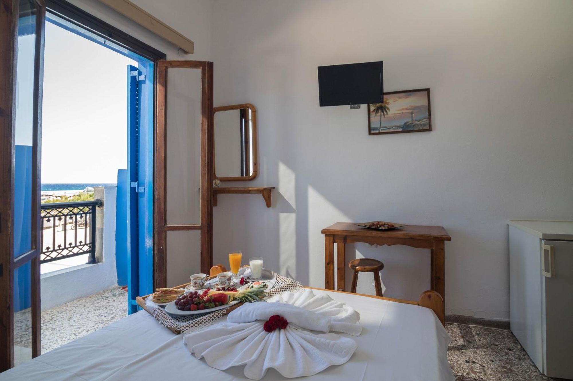 Minoa Sea Rooms Tsoutsouros  Bagian luar foto